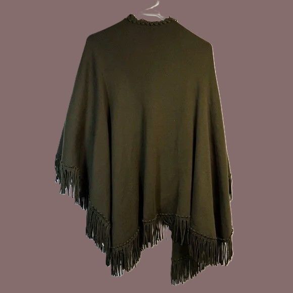 COLDWATER CREEK Fringe Knit Wrap Shawl Sage Green Cape Poncho One Size Brand NEW - Picture 6 of 16